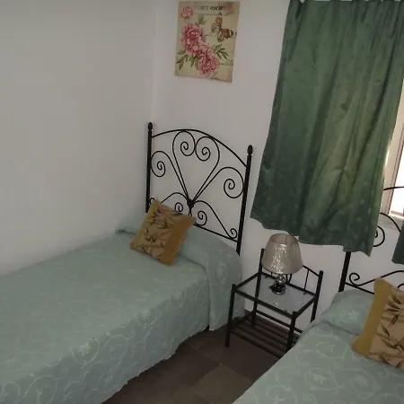 Casa Claudia Apartment *